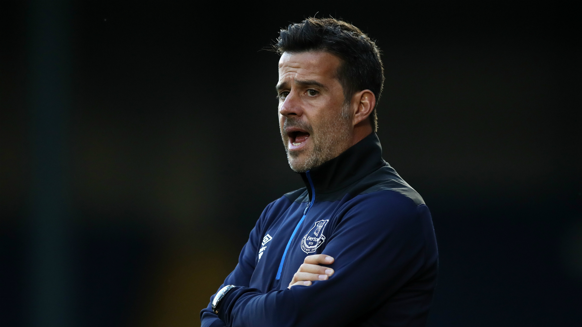 波鸿后卫厄 波鸿后卫厄