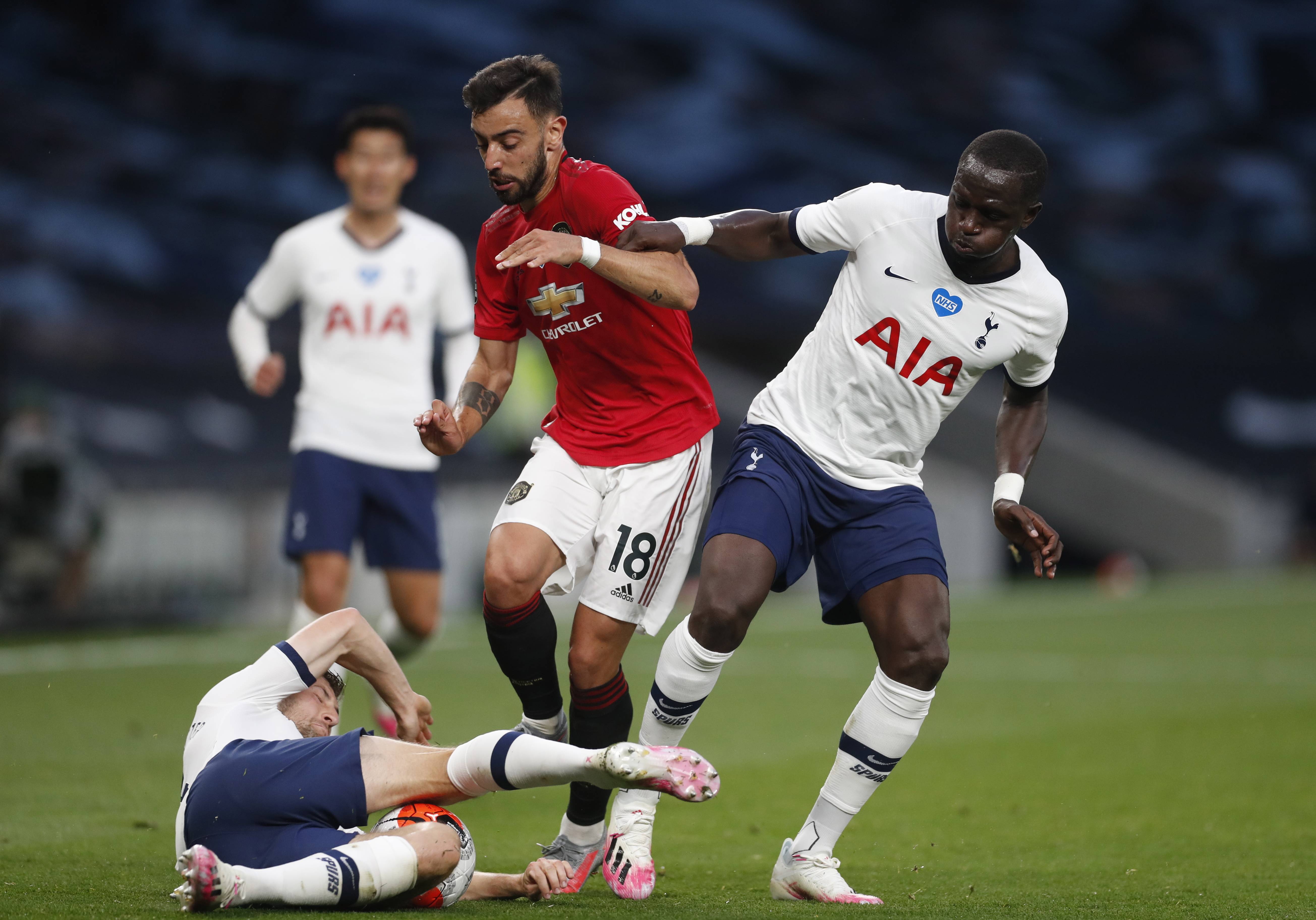 也符合曼联 也符合曼联