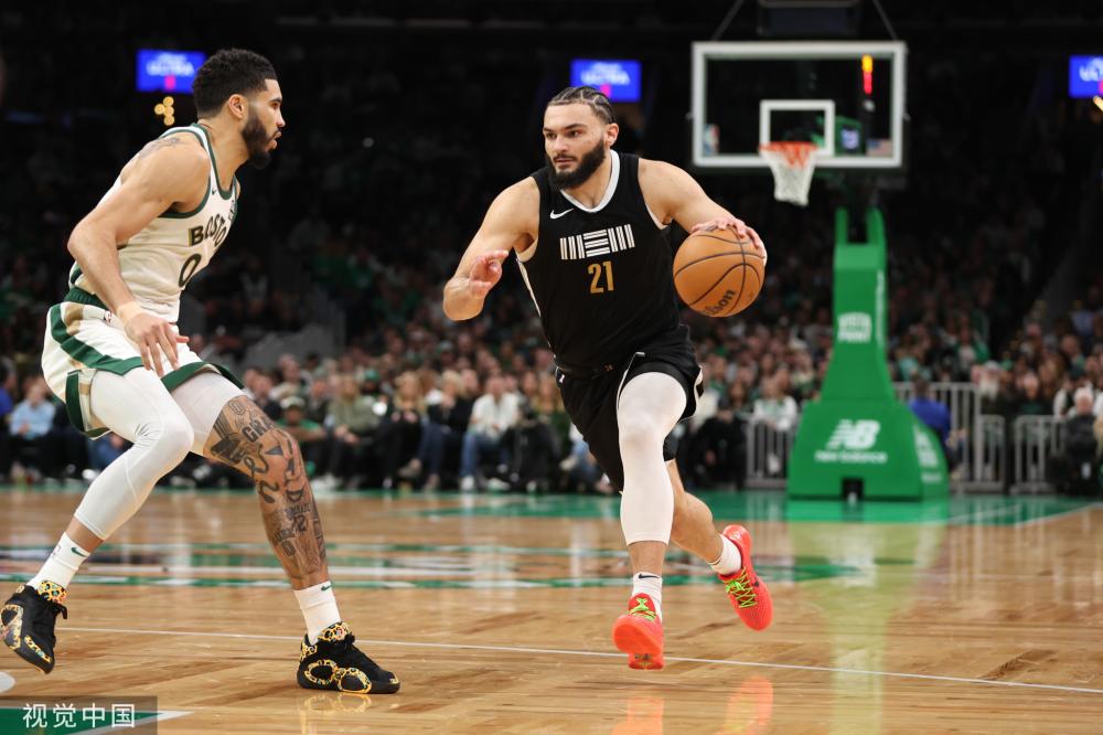 一个生动的 一个生动的